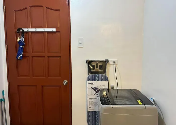 Trig Place Almonddrive Near Sm Seaside With Wifi Netflix Pool & Parking * Talisay (Cebu)