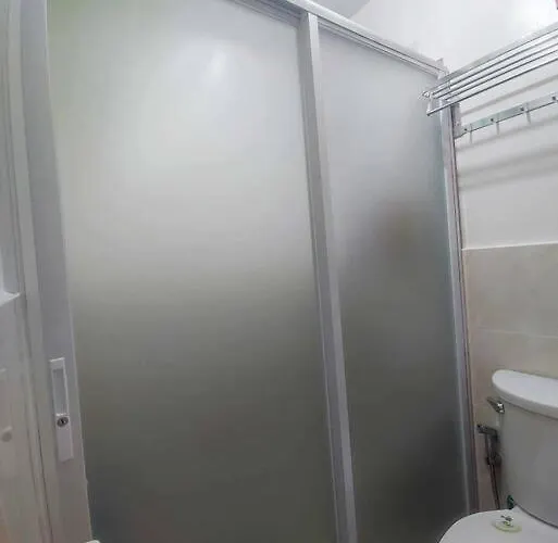 Appartement Trig Place Almonddrive Near Sm Seaside With Wifi Netflix Pool & Parking